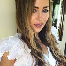 Vicky Horn's Instagram, Twitter & Facebook