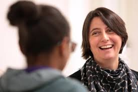 Coworking space becomes mentoring place for teen girls