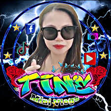 Christine Florendo's Instagram, Twitter & Facebook