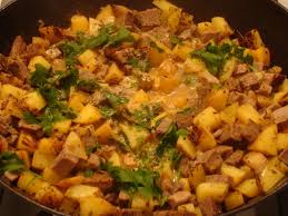 Sunday S Roast Beef Reappears As Beef Potato Hash Leftover Prime Rib Recipes Prime Rib Recipe Leftovers Recipes