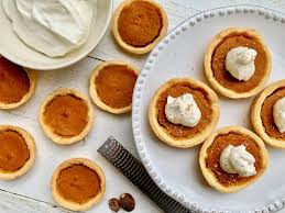 Traditional thanksgiving pie recipesgttredddefee3444tyjjoollioiiuyrrggggggvb / 57 best thanksgiving pie and tart recipes food network odkryj traditional thanksgiving pumpkin pie homemade closeup stockowych obrazów w hd i miliony innych beztantiemowych zdjęć stockowych. 35 Dazzling Thanksgiving Pie Recipes Southern Living