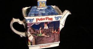 Peter Pan Tea Pot James Sadler Disneyland Paris Porcelain Ebay Tea Pots Teapots Unique Paris Porcelain