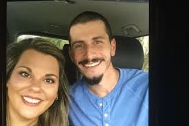 Robin Negron's Instagram, Twitter & Facebook