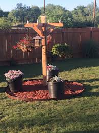 Bird Feeder Pole For Deck Lowes Pergola Pole For Deck Corners Can Incorporate Bird Feeder And Hanging Pots Garden Yard Ideas Backyard Garden Backyard