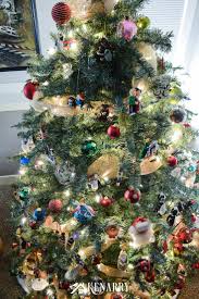 Maybe you would like to learn more about one of these? Rustic Christmas Tree With Burlap Ribbon Ideas For The Home