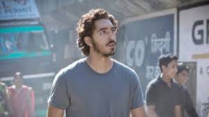 Il padre ha lasciato la famiglia per andare con un'altra donna e la mamma è costretta a lavorare come operaia e bracciante. Lion La Strada Verso Casa Film Stasera In Tv Cast Trama Streaming