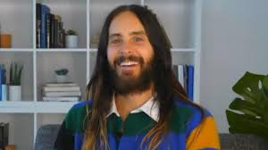 Jared serves as the group's lead singer alongside shannon on drums, with other musicians rounding out the lineup over the years. Jared Leto Talks The Little Things Thriller Writing 100 Songs During Quarantine