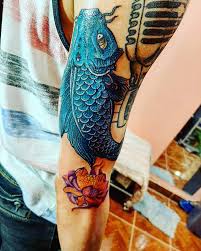 Nunca negaré que son mis favoritas. Primera Secion Pez Koi Flor De Loto Tupiza La Parca Tattoo Facebook