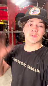 Almost exactly 1 year ago me and @cadence_cowan try to jump over the road  and @cadence_cowan didn't end well and I didn't clear it with my #rzr570 so  I decide to come