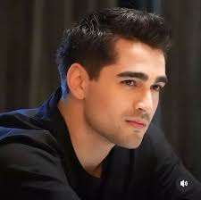 Mert Ramazan Demir's Iconic Portrayal of Ferit Korhan in Yali Capkini