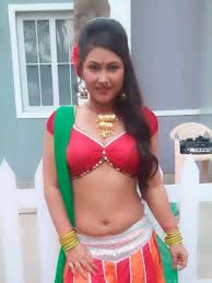 Reacting to the priyanka has claimed that the person in the video is not her. Poonam Dubey Hot Google Search Actress Pics Bhojpuri Actress Actress Priyanka