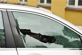 The temporary solution was to wedge a pair of vice grips between the window and the door frame (on the inside). What You Should Do If Your Car Window Is Broken Only 1 Auto Glass