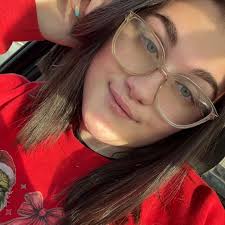 Exploring Acrylic Arts After Retirement