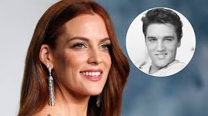 Riley Keough, la nieta de Elvis Presley: “Para mi madre, mi abuelo era Dios, decía que hasta podía cambiar el tiempo” - Infobae