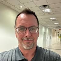 Steve Elsberry's Instagram, Twitter & Facebook