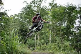 Honda cruiser bikes is all about quality and dependability. Video Flat Out Trail Bike Sends In Indonesia Pinkbike