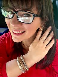 Jennifer Niemur ran a marathon in Antarctica and a bracelet went along.  #Jennifer Niemur