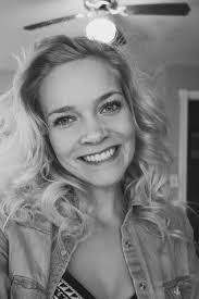 Jessie Gustafson's Instagram, Twitter & Facebook