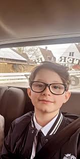 This is who I imagine for Ryder 😂 Duncan from total drama island