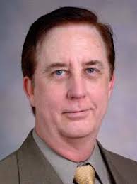 Robert Beine's Instagram, Twitter & Facebook