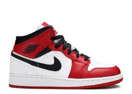 Air Jordan 1 Mid White Gym Red Black Air Jordan 1 Mid Gs Chicago Air Jordan 554725 173 White Gym Red Black In 2020 Air Jordans Jordan 1 Mid Jordan 1