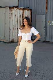 You can still wear your summer pieces in the early fall and when you feel cold, it is great to pull off a blazer or a cardigan as needed. Cream White Beige Outfit Idea Inspiring Wit