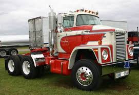 Bj And The Bear Truck Specs Dodge Prime Mover Trucks Dodge Trucks Big Rig Trucks