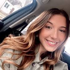 Courtney Kenyon's Instagram, Twitter & Facebook