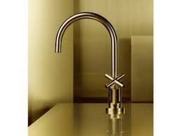 Messing Geburstet Armatur Dornbracht Tara Mit Golduberzug Armaturen Bad Design Messing