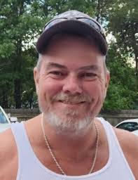 Lisa Riffe's Instagram, Twitter & Facebook