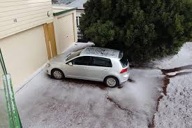 Winds northwesterly 20 to 25 km/h tending northwest to southwesterly 15 to 25 km/h in the middle of the day then becoming northwesterly 15 to 20 km/h in the late evening. Albany Turns White As Hail Storm Hits Western Australia Abc News Australian Broadcasting Corporation