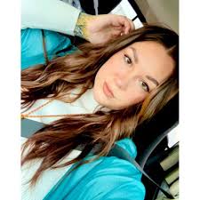 Karlee Parker 🌻 (@karleecx3)