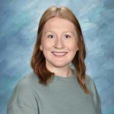 Nicole Lavalley's Instagram, Twitter & Facebook