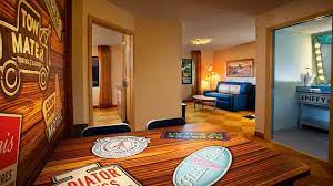 Walt Disney World Resort Art Of Animation Resort Disney Art Of Animation Art Of Animation Hotel You'll feel like you're staying in the cozy cone in this cars family suite at disney's art of animation resort.