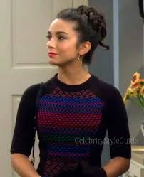 Mandy Baxter Mandy Last Man Standing Celebrity Style Guide Molly Ephraim Hot