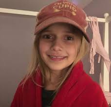 Hi everyone!!! In February of 1995 Vajanique Nige Richardson was born to a  teen mom, she was small and different. Vajanique was unique from the  beginning with a striking birthmark in the