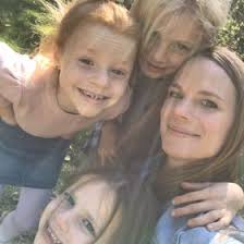 Emmie Musser (emusser17)