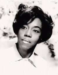 Obituary for Edna Este