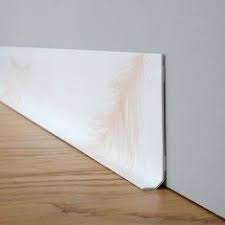 Decouvrez Toutes Nos Plinthes Decoratives En Pvc Facile A Installer En 2020 Plinthes Plinthes Modernes Toile De Verre