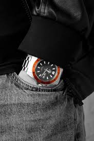 Hey guys, here is the orient mako xl with a full lume dial. Orient Mako Xl Review Orange Is The New Black Fifth Wrist