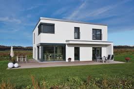 Moderne häuser mit preisen grundrisse alle anbieter top service & beratung jetzt.modernes haus bauen. Haus Ulm Architektonische Gestaltung Fur Anspruchsvolle Der Moderne Kubus Prasentiert Sich In Souveraner Weisser Fassade Der Haus Style At Home Moderne Hauser