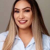 Crissy Uitz's Instagram, Twitter & Facebook