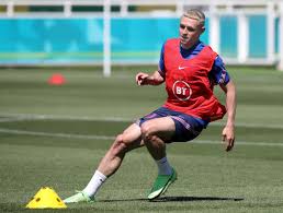 Phil foden has gone full paul gascoigne with his new hairdo ahead of the euros. Phil Foden Warnte Davor Dass Eine Gute Leistung Bei Der Euro 2020 Sein Leben Abseits Des Platzes Verandern Konnte The Aktuelle News