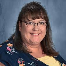 Kristen Faust's Instagram, Twitter & Facebook