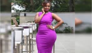 Wasichana wa shule uchi : Vituko Ughaibuni Wanafunzi Wanaotuonyesha Mapaja Wanatutesa Mhadhiri Taifa Leo