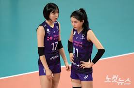 '고슴도치 멘탈리티' 속 피멍 든 학생 선수들. Uud14ngs6gaxim