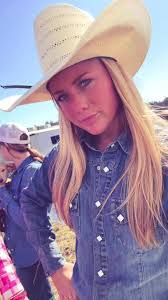 Alexandria Gordon's Instagram, Twitter & Facebook