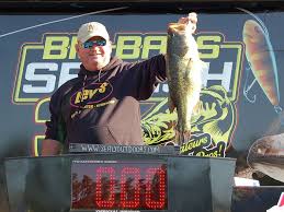 9.15 lbs leads Day 1 of the 30th Annual Big Bass Splash