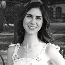 Helga Pope's Instagram, Twitter & Facebook