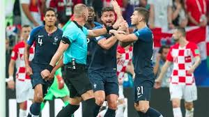 Clique gauche sur start game et sur new game puis sur un drapeau et sur play. Finale Coupe Du Monde 2018 L Arbitre Du Match Fait De Lourdes Revelations Sur Le Penalty
